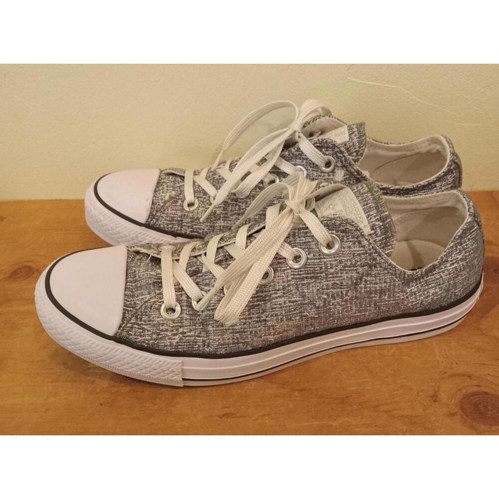 Converse Chuck Taylor All Star Low Platform Shoes Women's Size 8 Silver Glitter